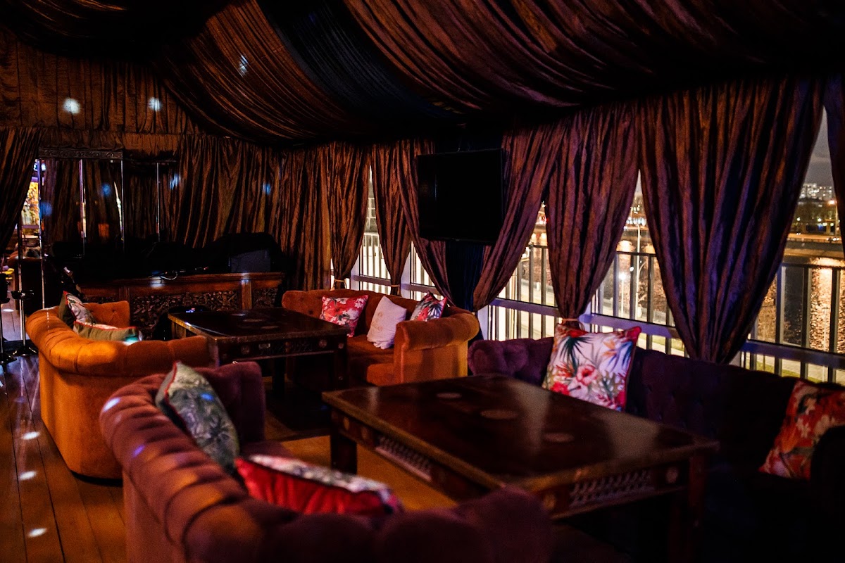 Karaoke Lounge