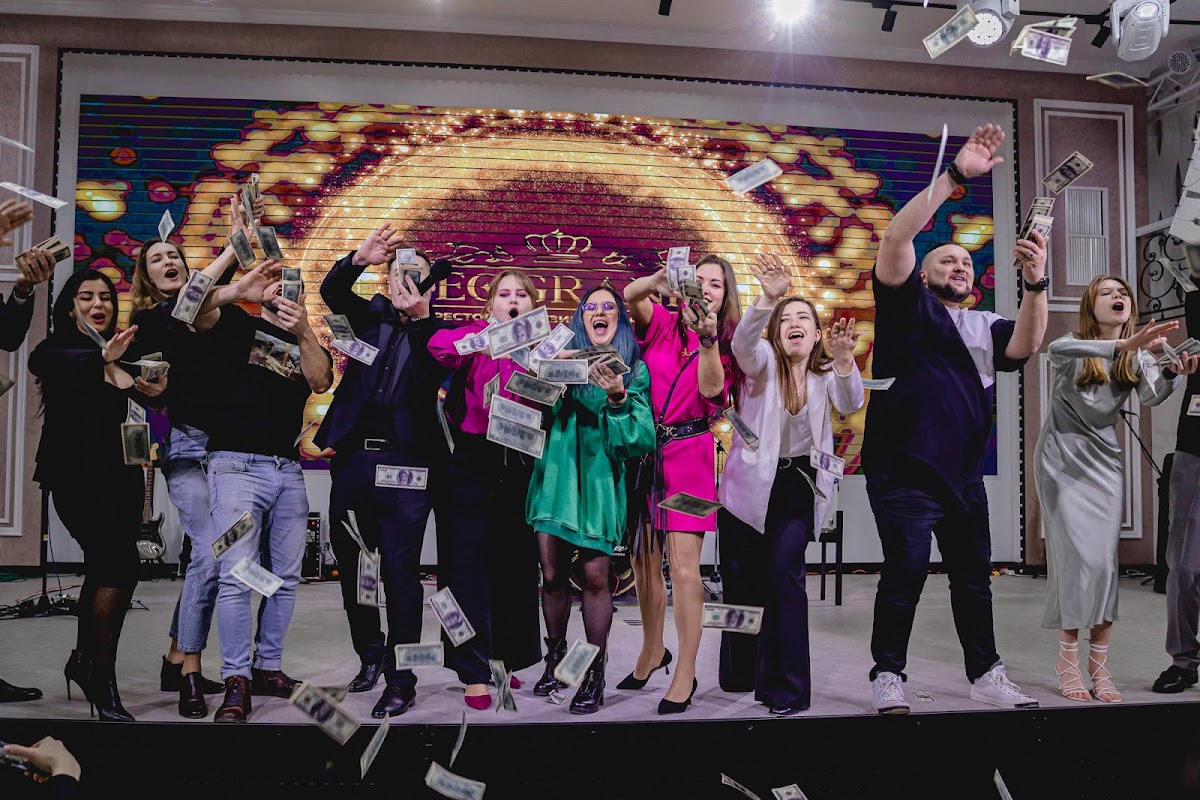 Кадр 103 из 104