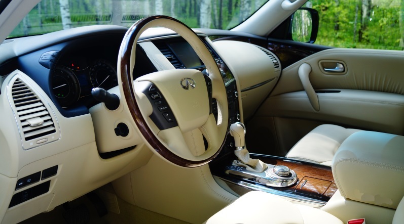 Infinity QX80 — кадр 4 из 4