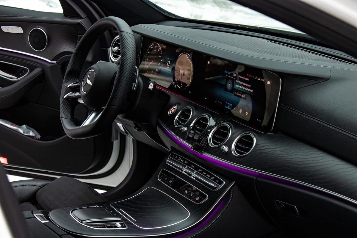Mercedes-Benz E-class W213 белая — кадр 5 из 10