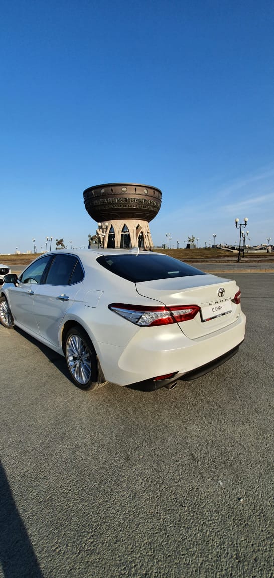 Toyota Camry 70