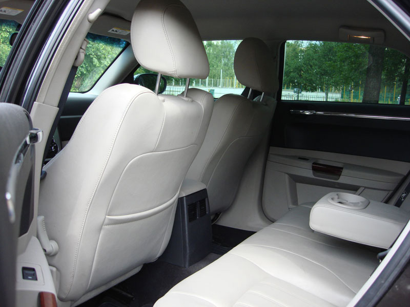 Crysler 300C