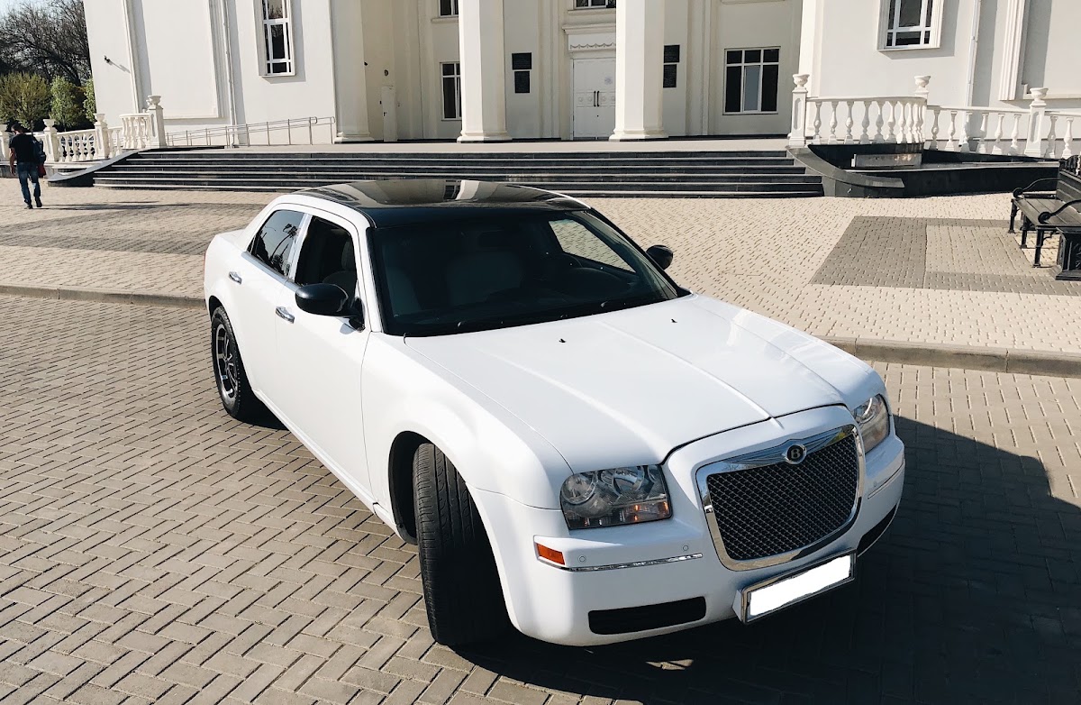 Крайслер 300С