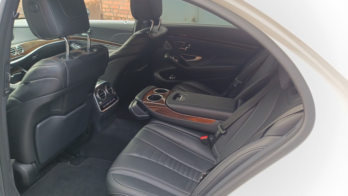 Mercedes S222 long Maybach stile