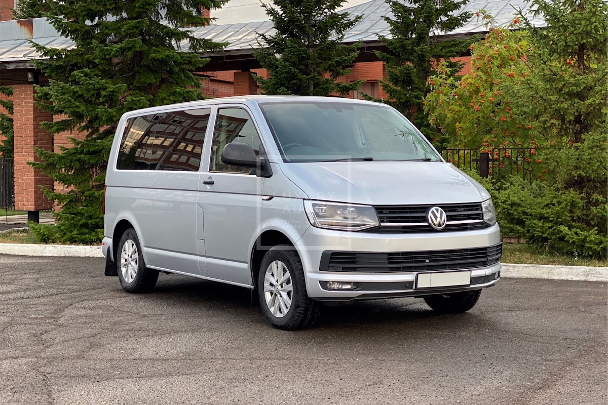 Минивэн Volkswagen Transporter