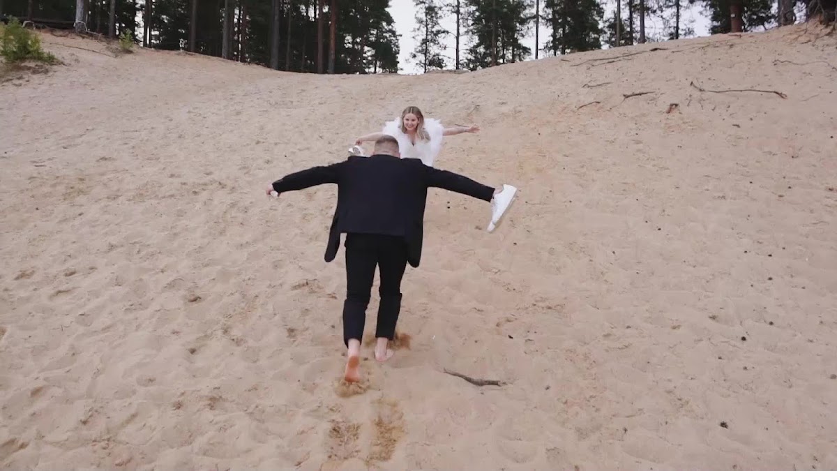 Видео