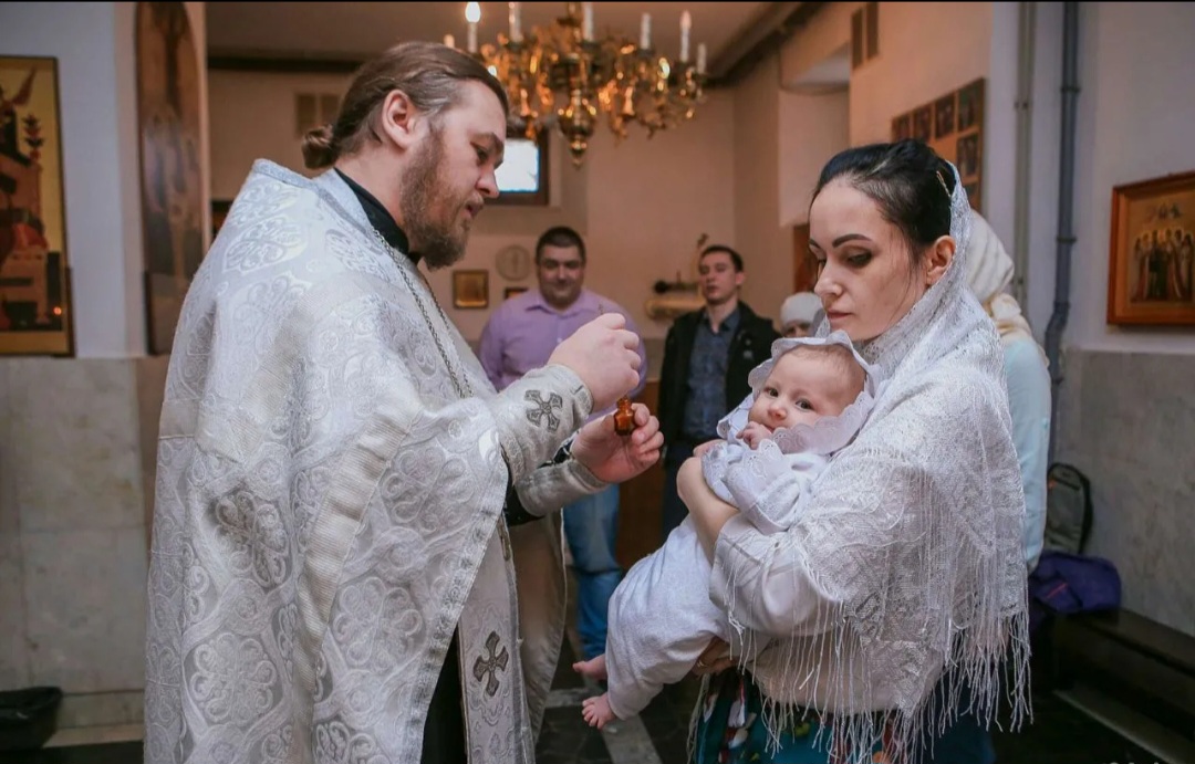 Крестины В