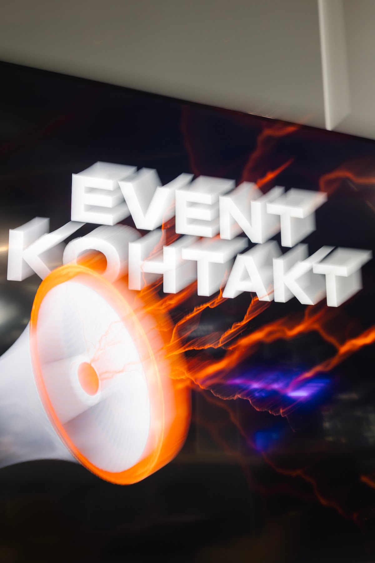 Event контакт