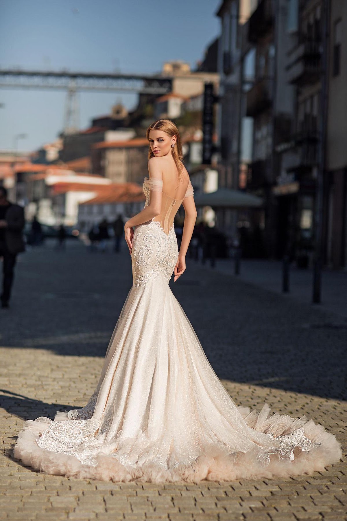 JOSEPHINE-19022 — кадр 2 из 3