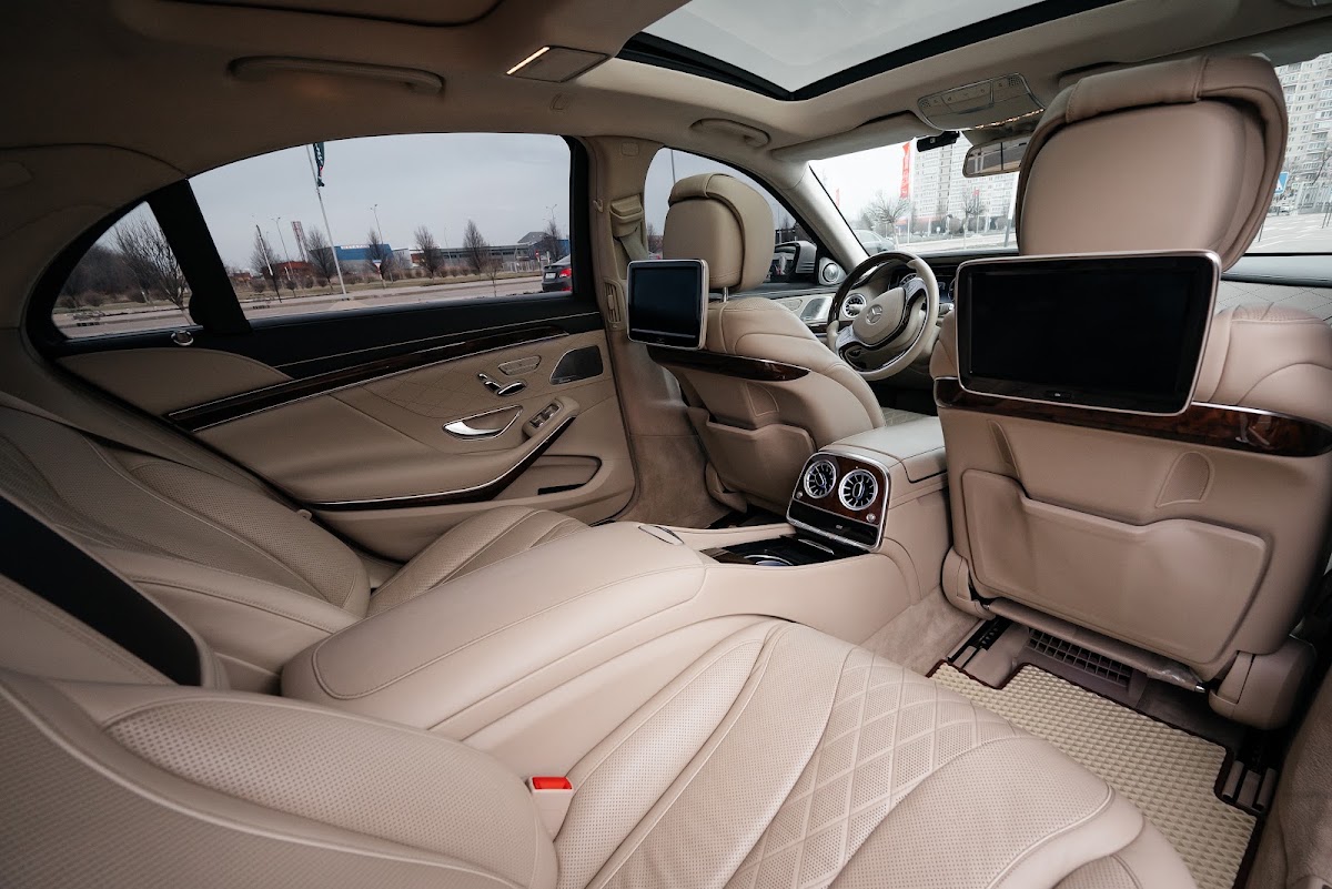 Mercedes-Benz S222 Long