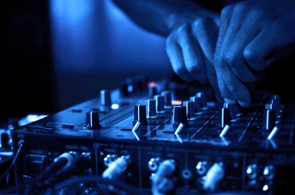 Dj Dmitry Vaisov (Weiss) — кадр 5 из 9
