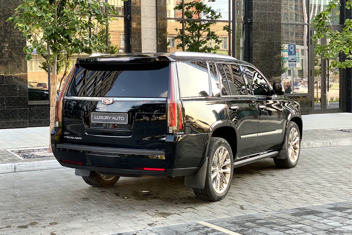 Cadillac Escalade — кадр 3 из 20