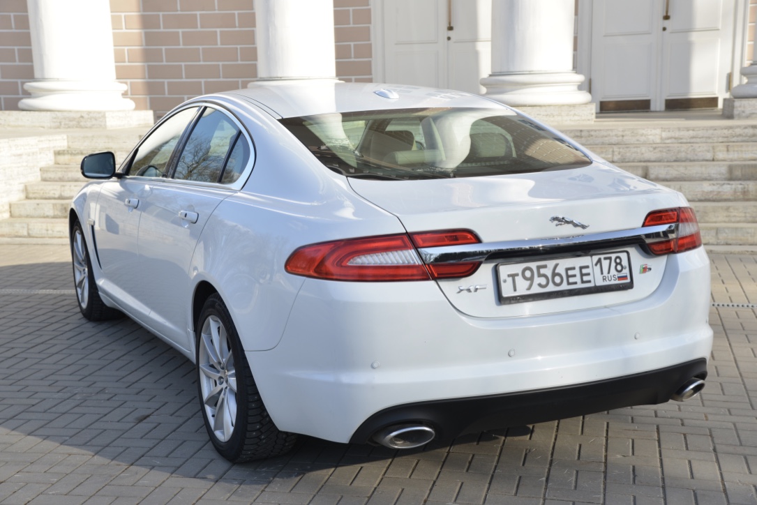 Jaguar XF — кадр 4 из 7