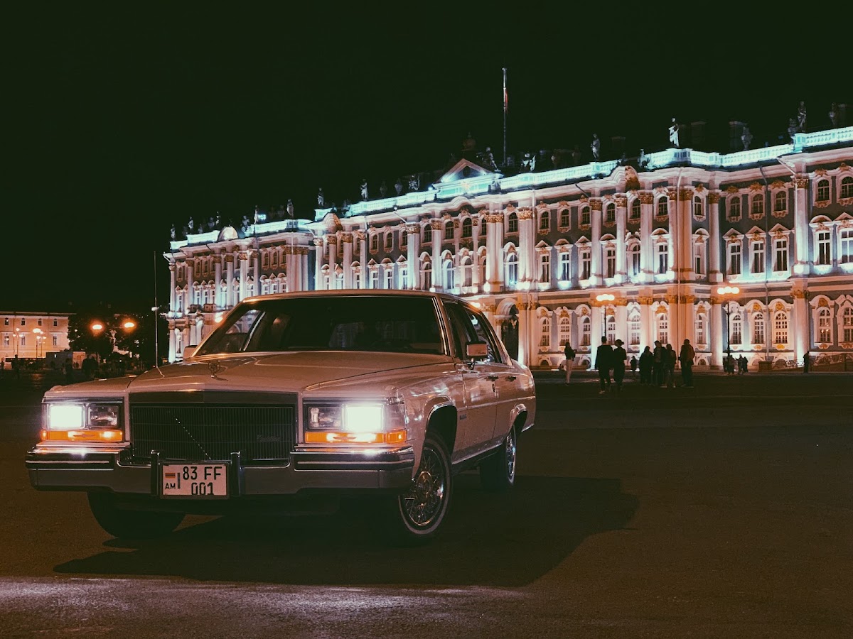Cadillac Fleetwood — кадр 5 из 10
