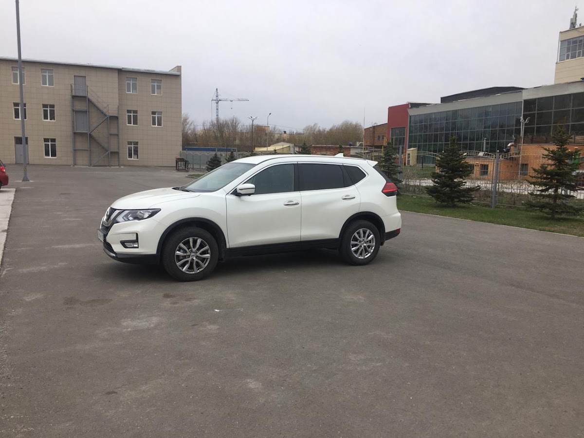 Nissan X-Trail 2019 рестайлинг — кадр 4 из 7