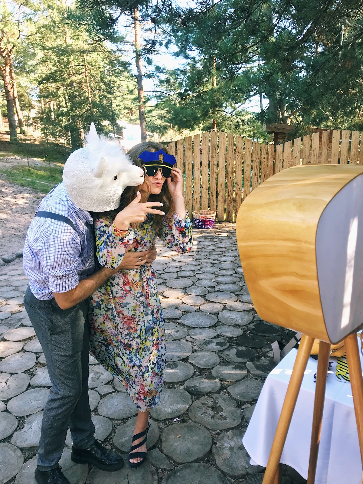 Фотостойка AMORE