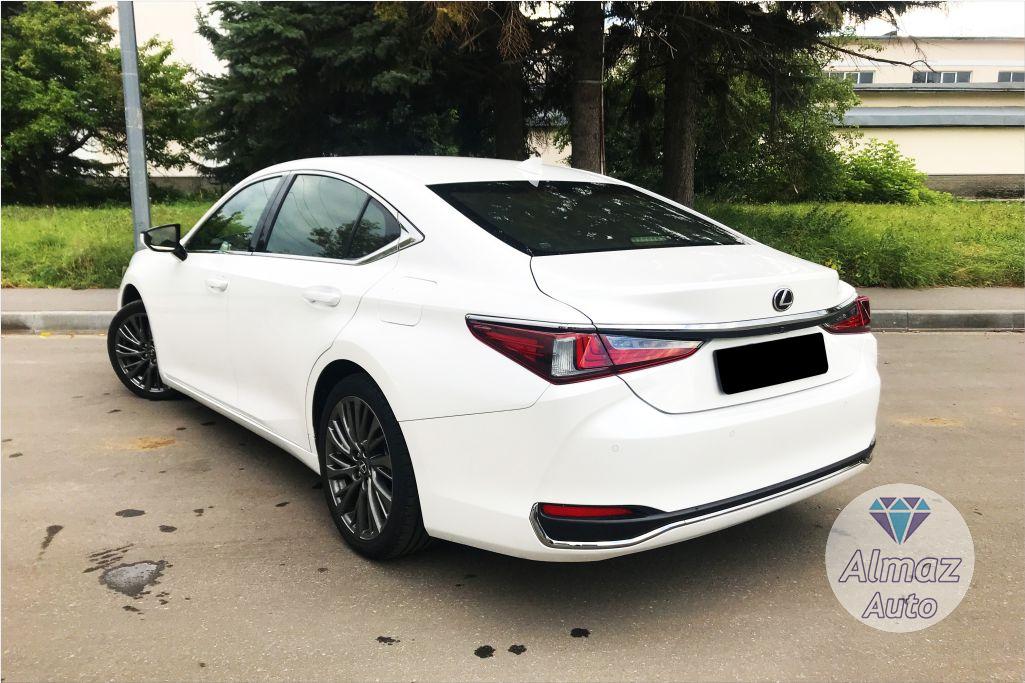 Lexus ES 2022 — кадр 2 из 7