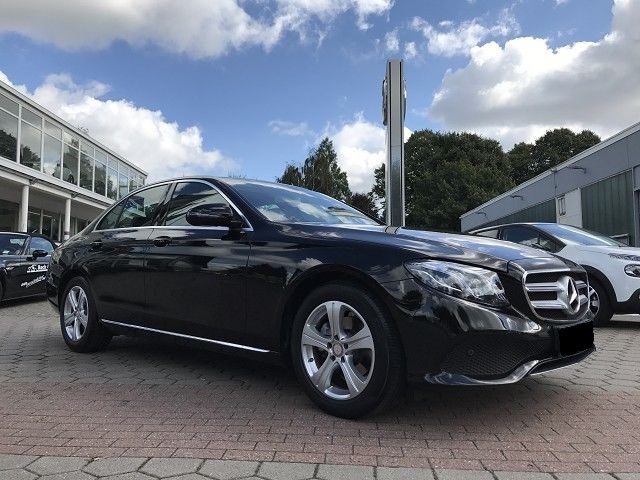 Mercedes E-Class — кадр 2 из 5