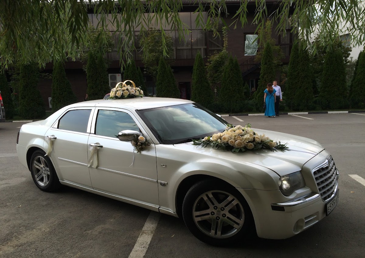 chrysler C300 перламутр