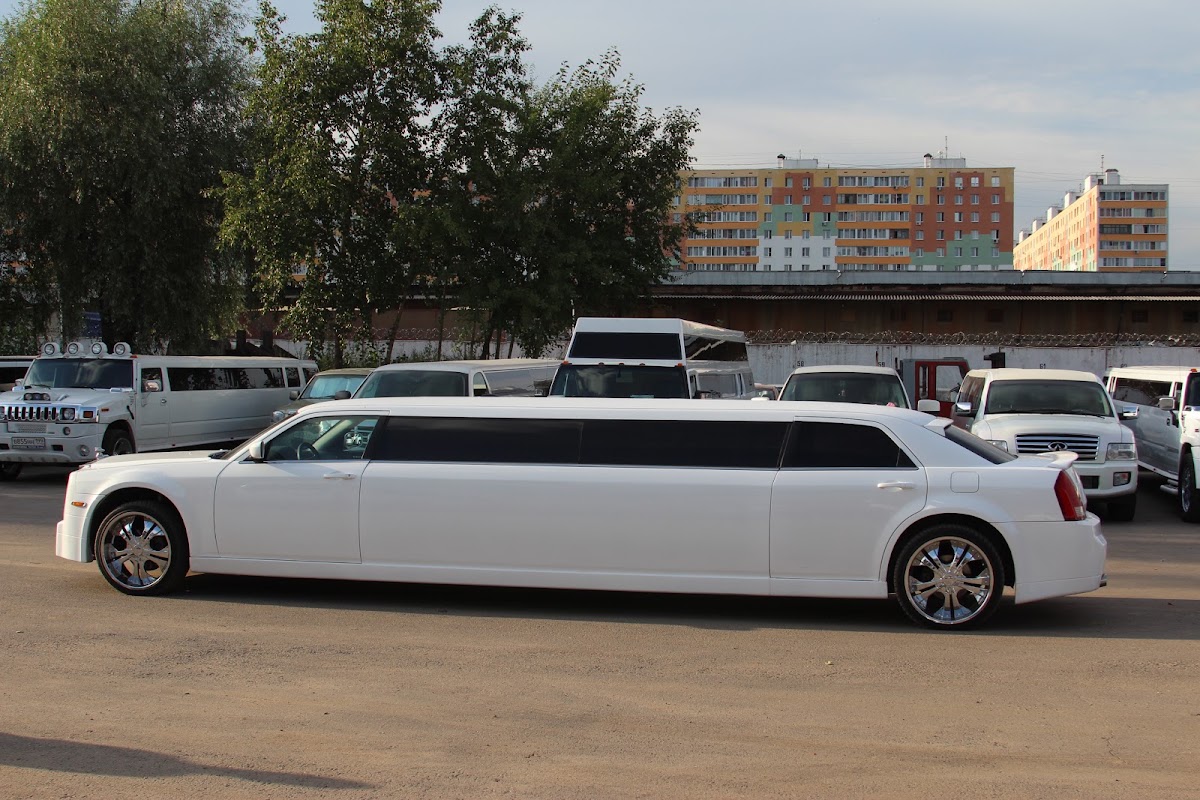 Chrysler 300C (RR Style)  гос №524 — кадр 4 из 12
