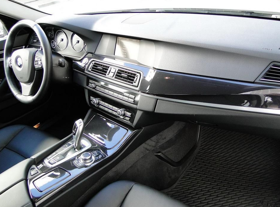 BMW 5 Серии