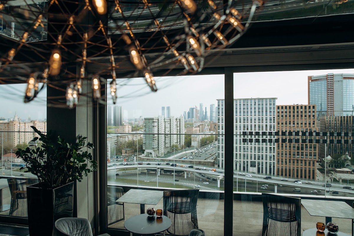 Branch by Zvezdikoma, Hyatt