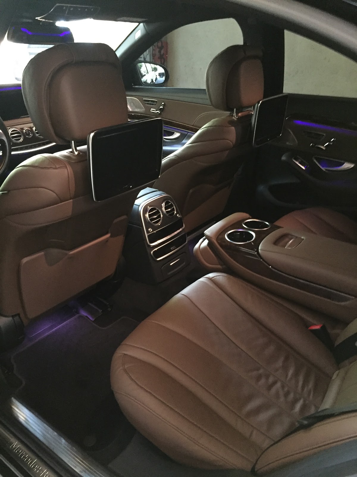 Mercedes-Benz S-222