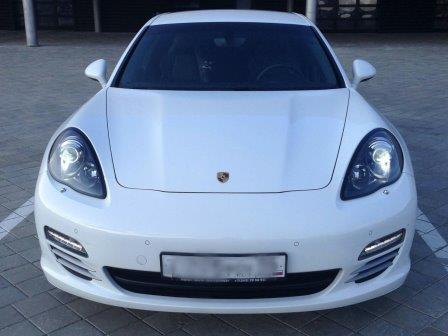 Porsche Panamera — кадр 3 из 6