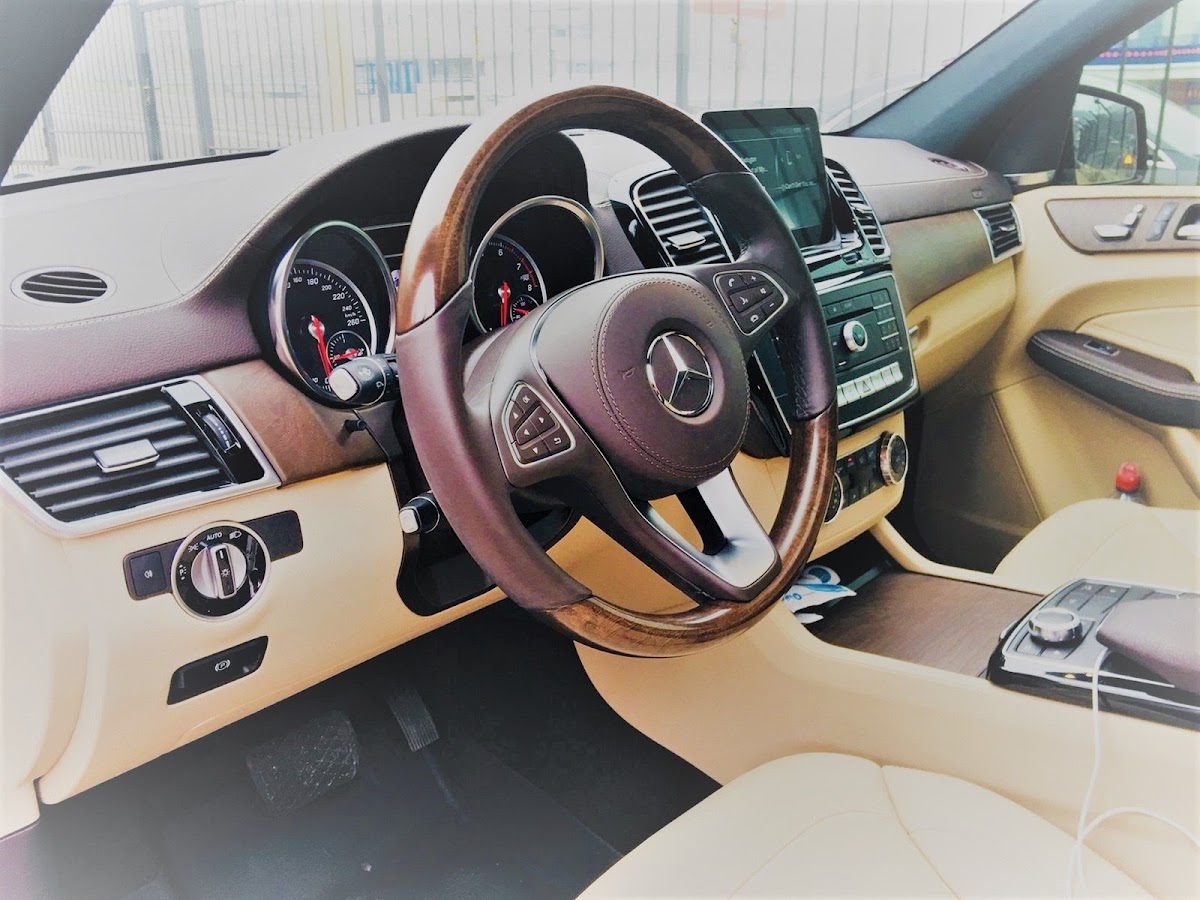 Mercedes GL Premium