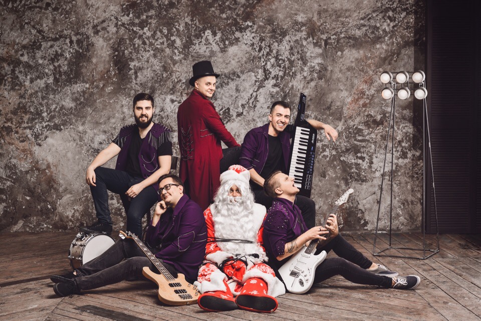 Костюмы 2018