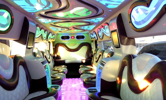 Hummer H2 Limo