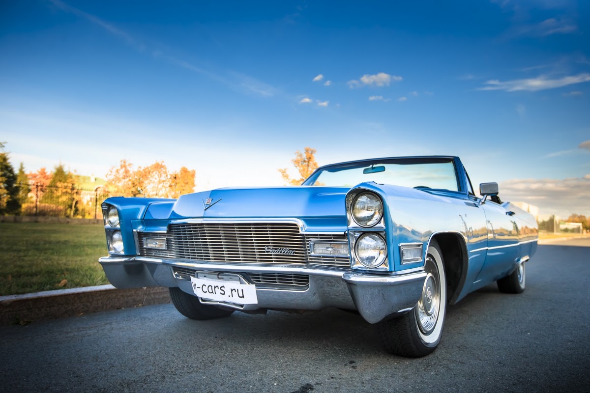 Cadillac De Ville 1968 Blue Sky