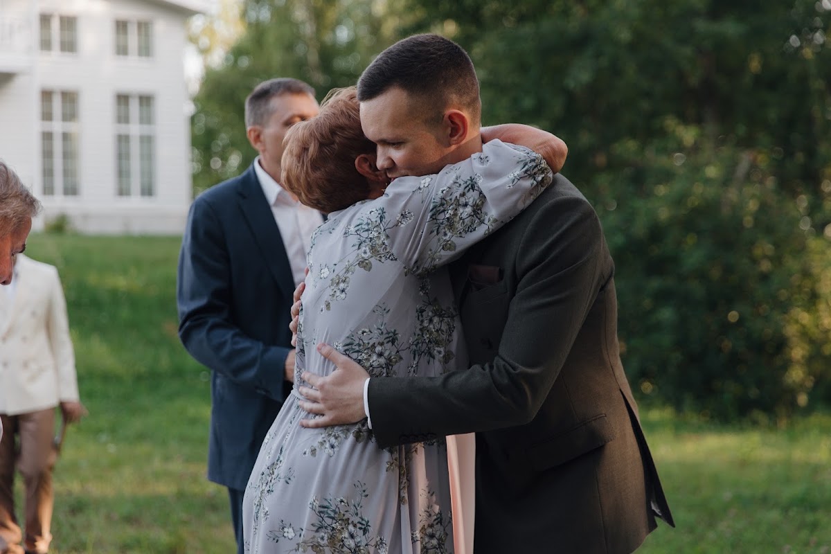 Алина и Эльдар