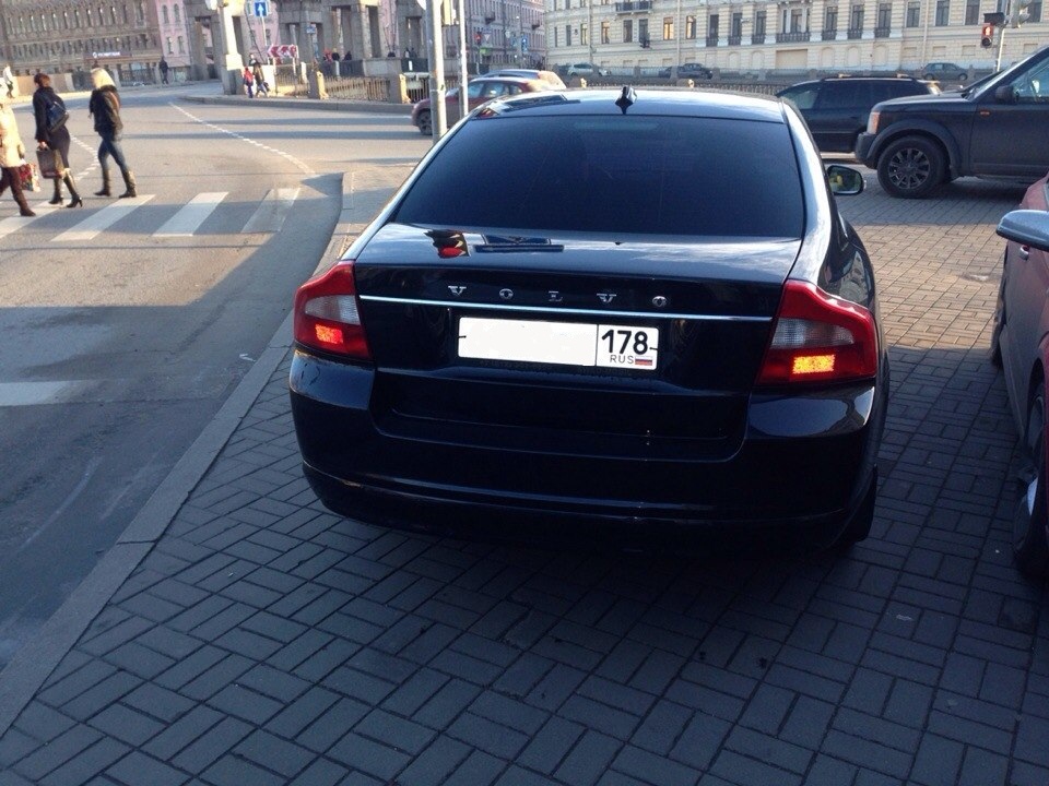 Volvo S80 — кадр 2 из 5