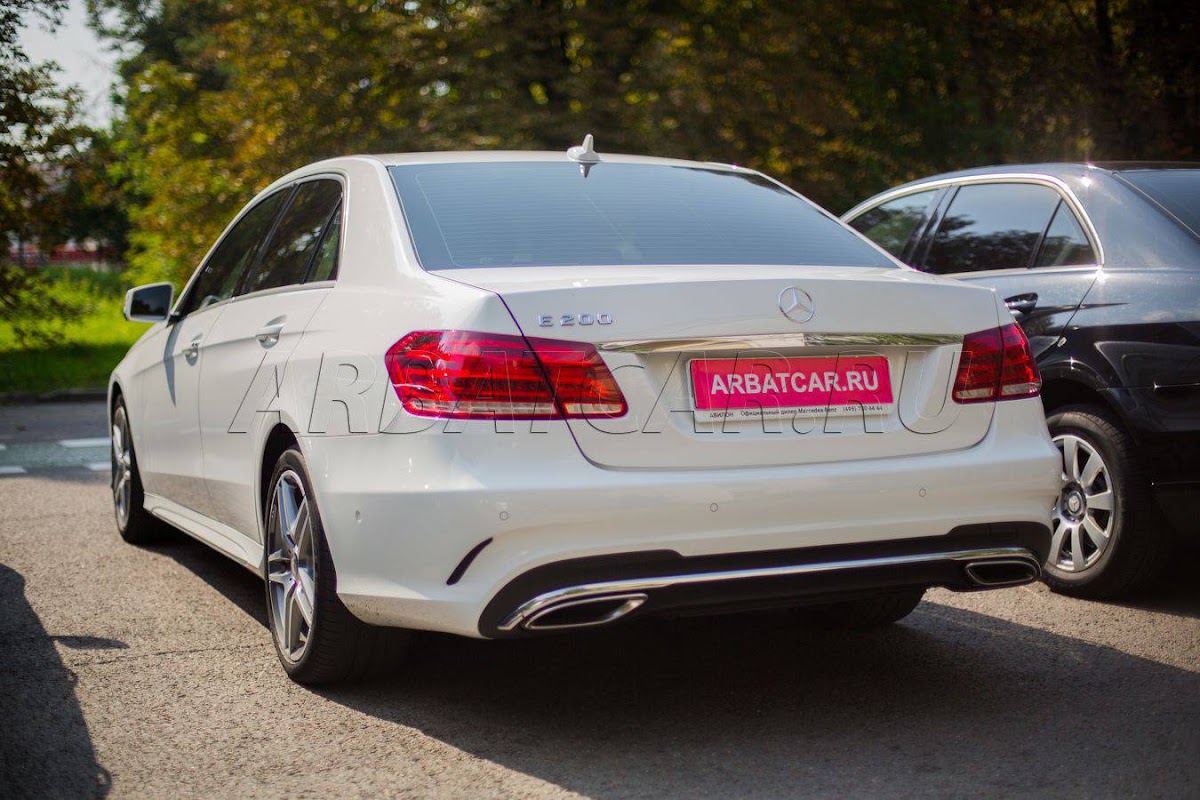 Mercedes E-class (w212) РЕСТАЙЛИНГ белый на черном салоне — кадр 4 из 6