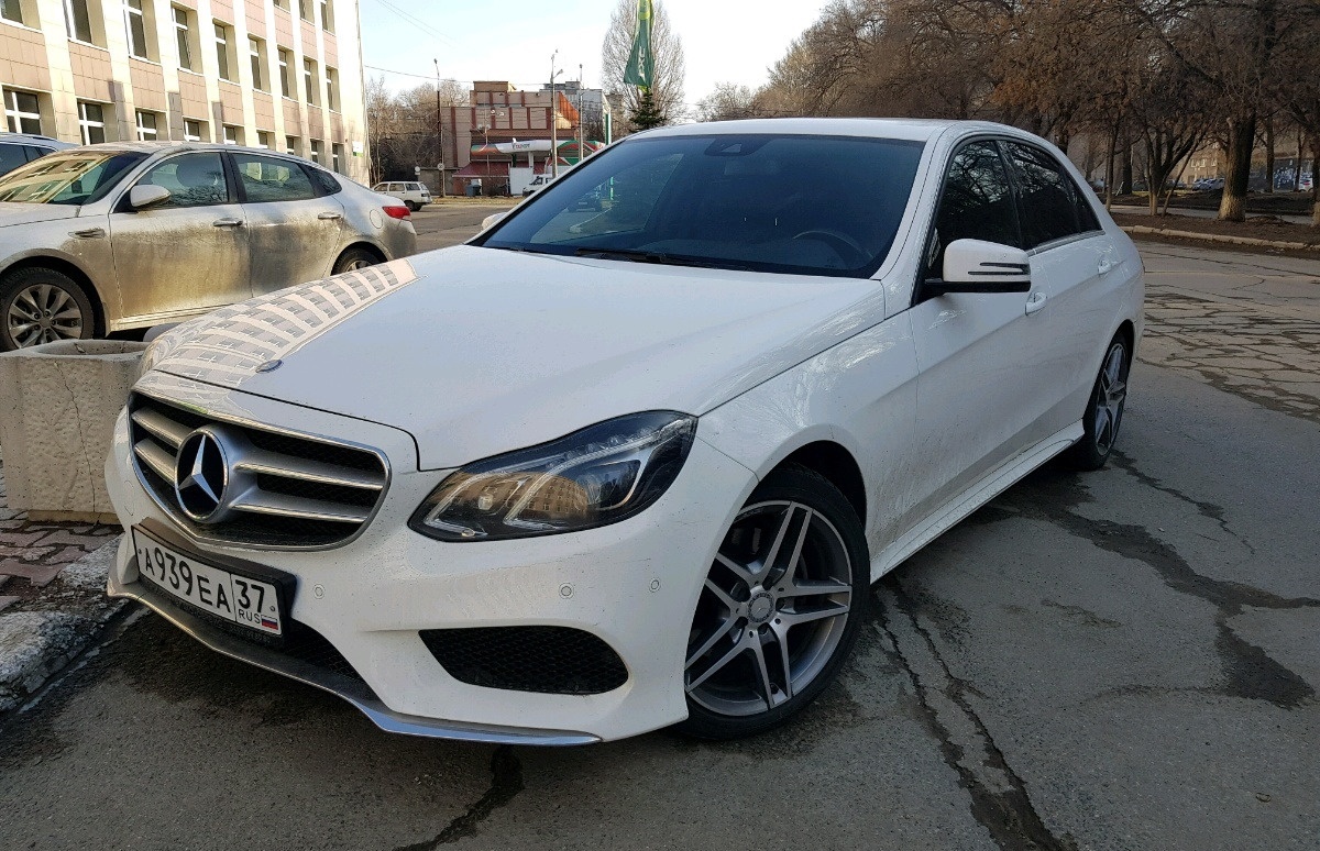 Mercedes-Benz E200 AMG (W212)