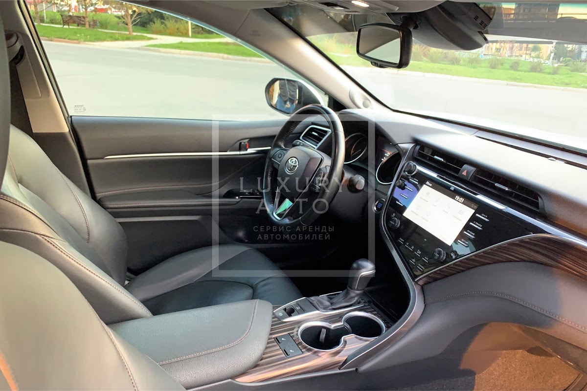 Toyota Camry 70