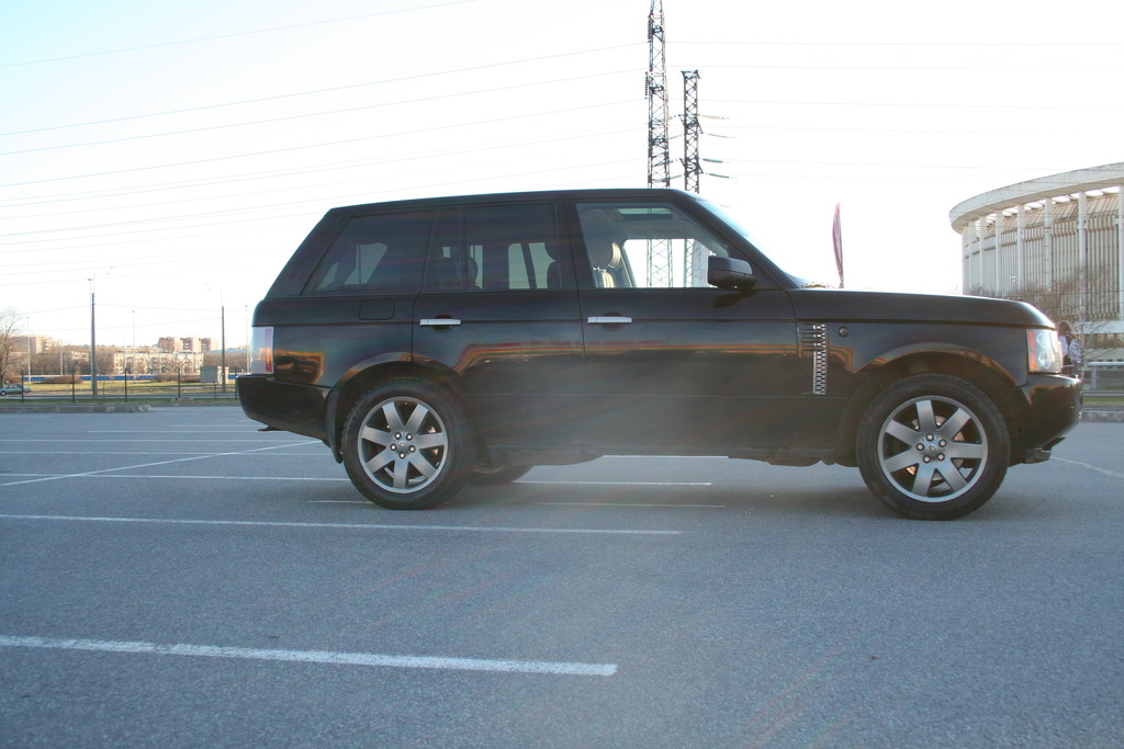 Range Rover Vogue — кадр 5 из 9