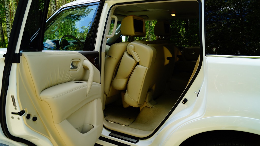 Infiniti QX80