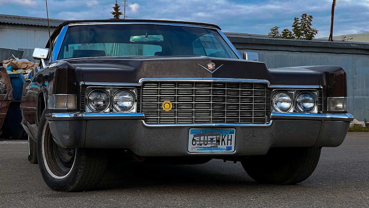 Cadillac DeVille