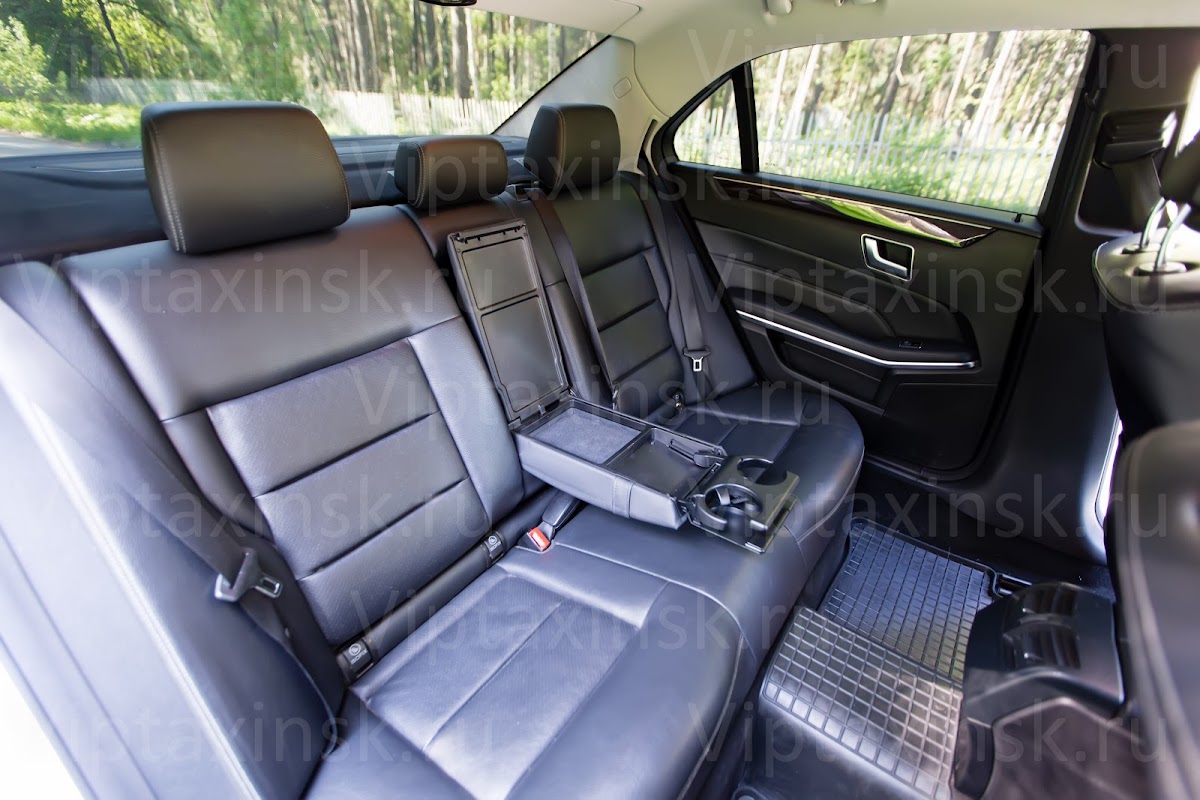 Mercedes-Benz E 212 — кадр 4 из 6