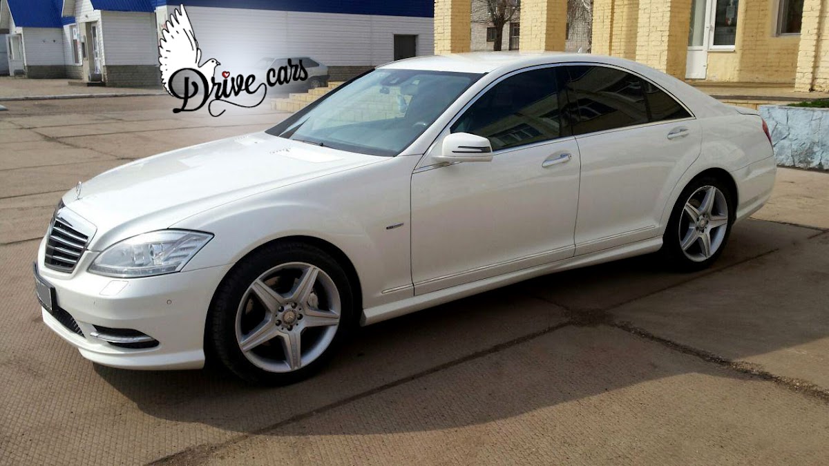 Mercedes-Benz S 221