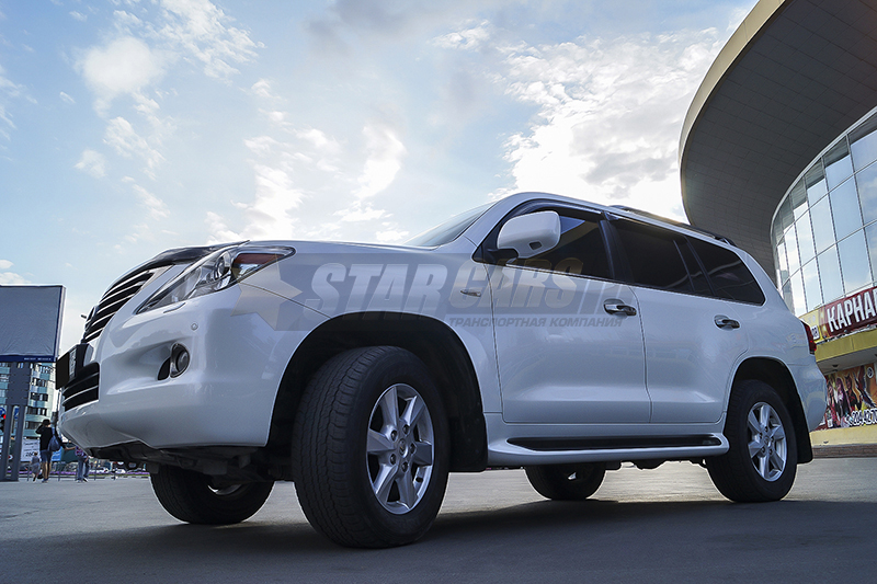 Lexus LX570