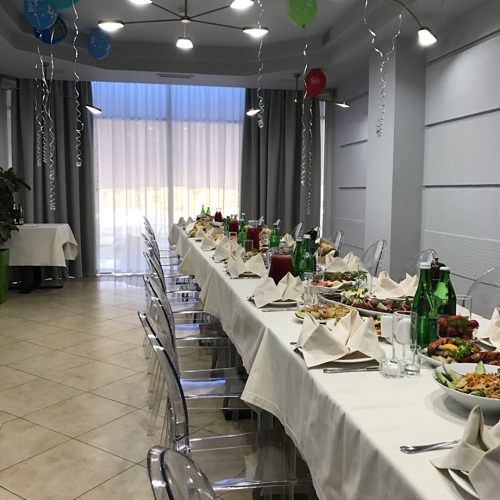 Основной зал  — День рождения
