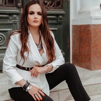 Юлия Харитонова
