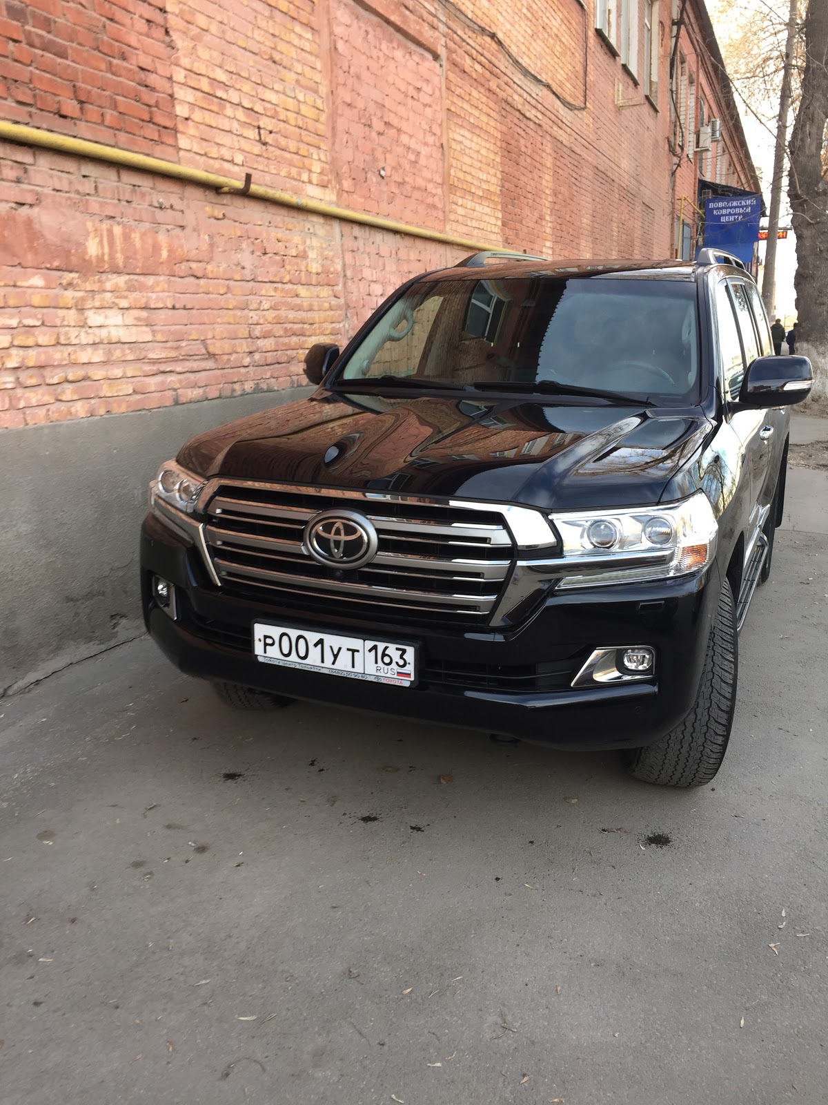 Toyota Land Cruiser 200 NEW