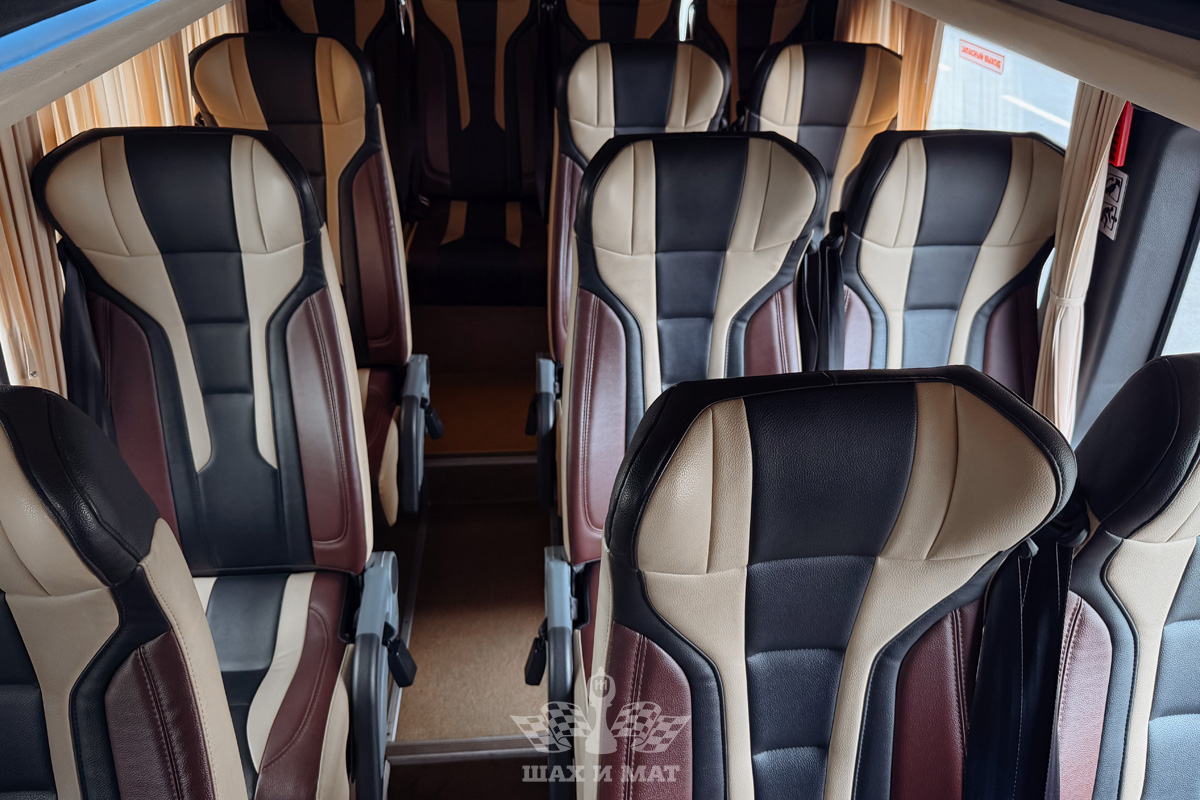 Mercedes Sprinter VIP 907 white