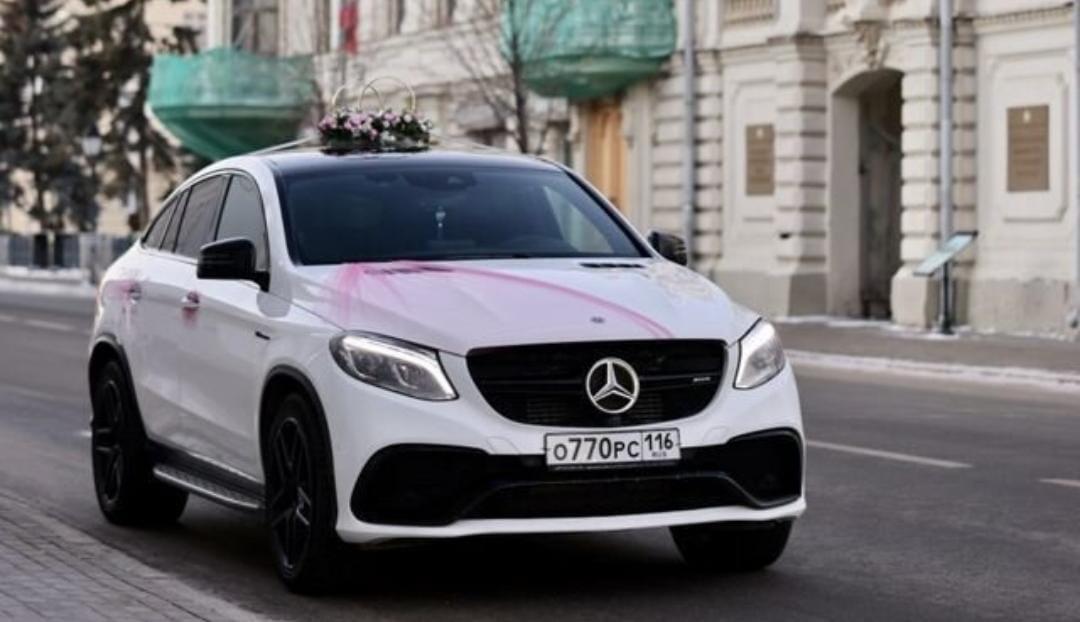 Mercedes-Benz GLE COUPE — кадр 5 из 10