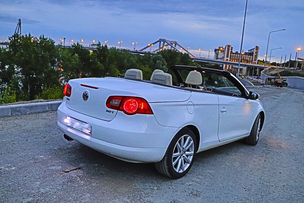 Volkswagen Eos