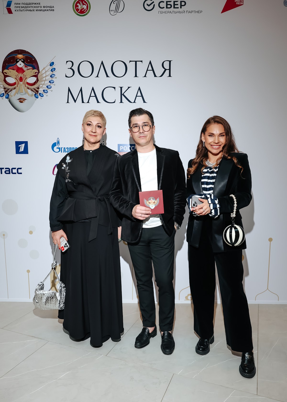Кадр 123 из 200